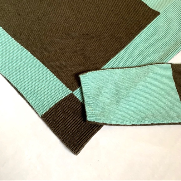 Silk cashmere color block turtleneck sweater - Picture 4 of 5